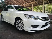 2016 Honda Accord 2.0 i-VTEC VTi-L Sedan Original Leather Seat Push Start Button Keyless Entry Original Paint White One Owner Accident Free