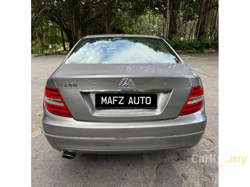 2012 Mercedes-Benz C200 Avantgarde CGI Sedan