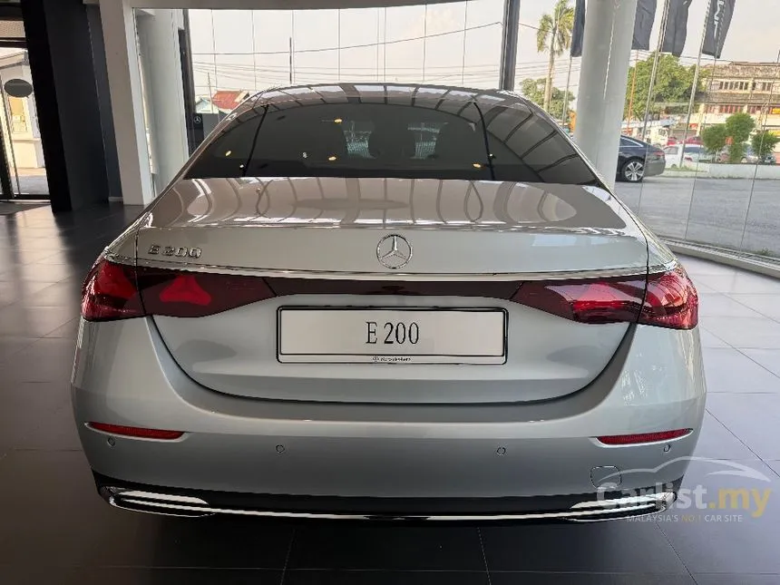 2025 Mercedes-Benz E200 Avantgarde Sedan