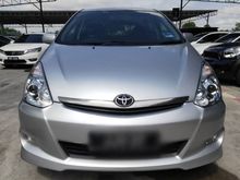2006 Toyota Wish 2.0 Base Spec MPV