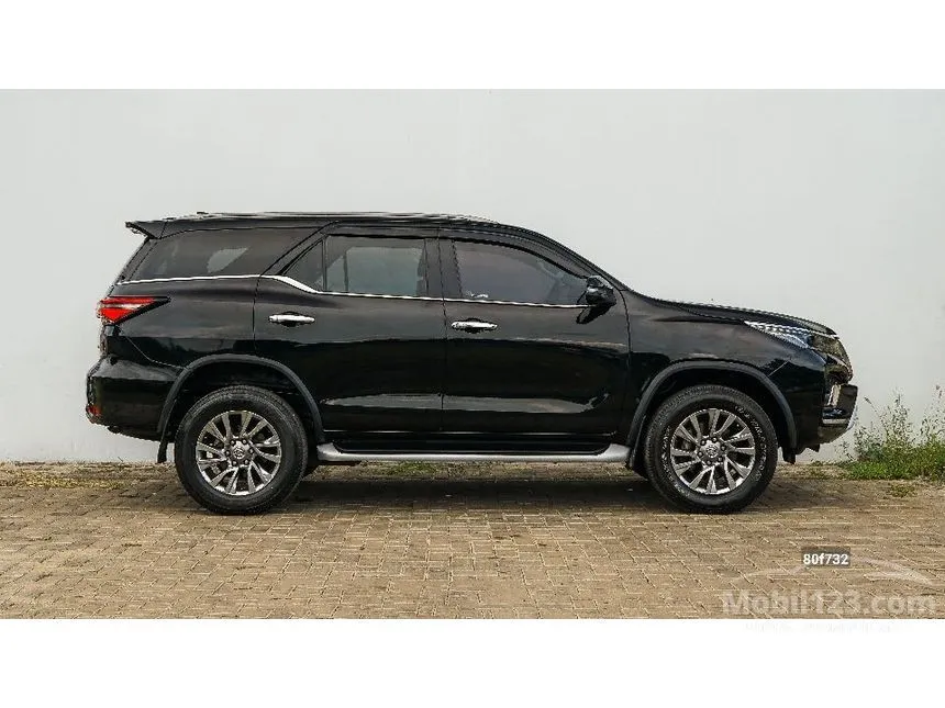 2021 Toyota Fortuner VRZ TRD 4X2 SUV