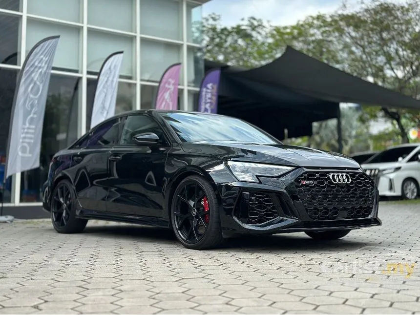 2022 Audi RS3 Quattro TFSI Sedan