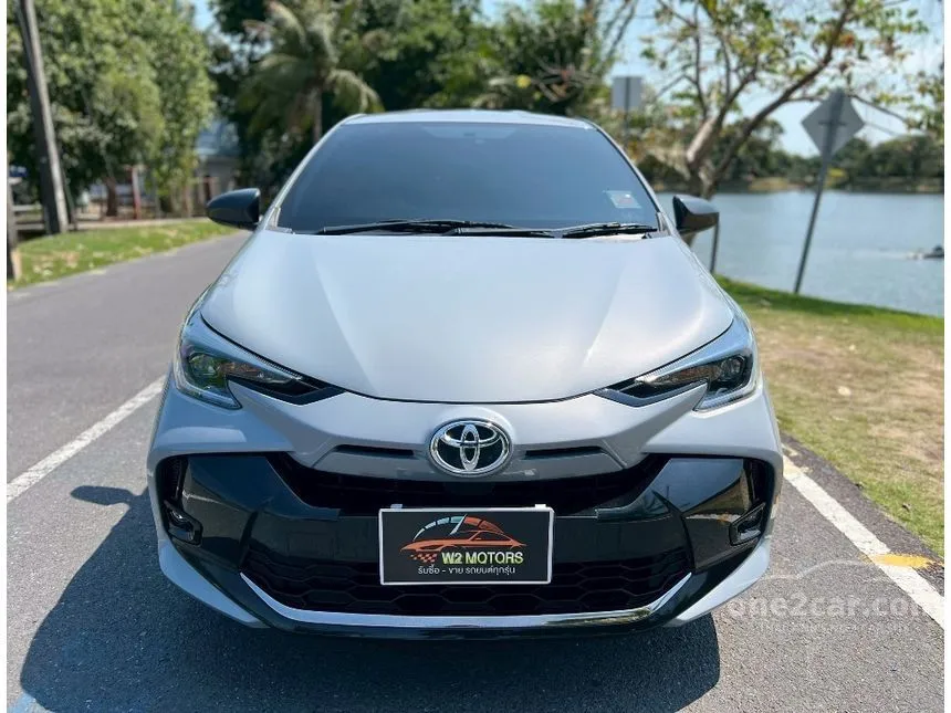 2023 Toyota YARIS Sport Hatchback