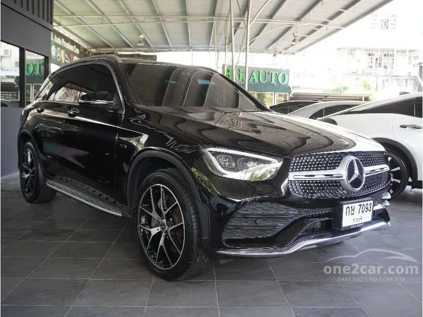 2021 Mercedes-Benz GLC300 e 4MATIC AMG Dynamic SUV
