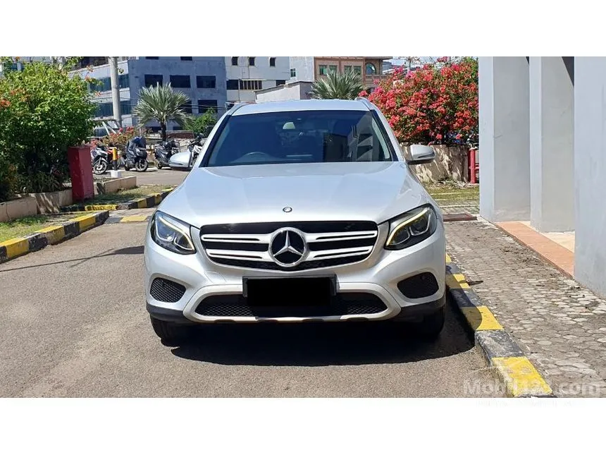 2017 Mercedes-Benz GLC250 Exclusive 4MATIC SUV