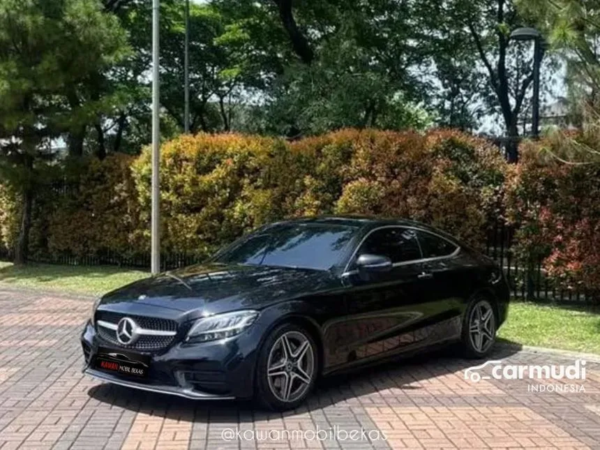 2021 Mercedes-Benz C200 AMG Line Coupe