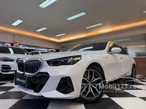 2024 BMW 520i 2.0 M Sport Sedan