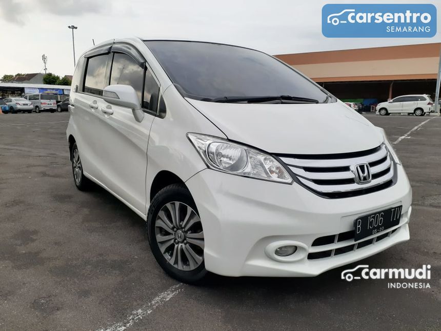 honda freed e 2015