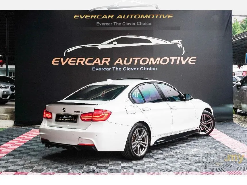 2019 BMW 330e M Sport Sedan
