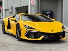 2025 Lamborghini Revuelto 6.5 Coupe Low Mileage / Lamborghini UK Approved Unit / Iconic Yellow Exterior spec