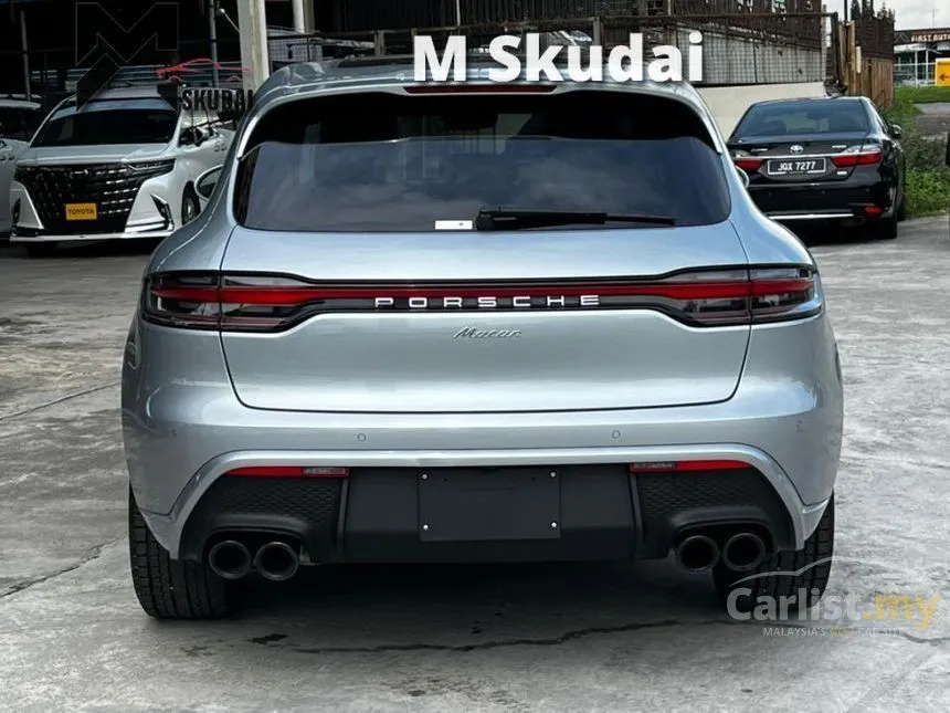 2023 Porsche Macan SUV