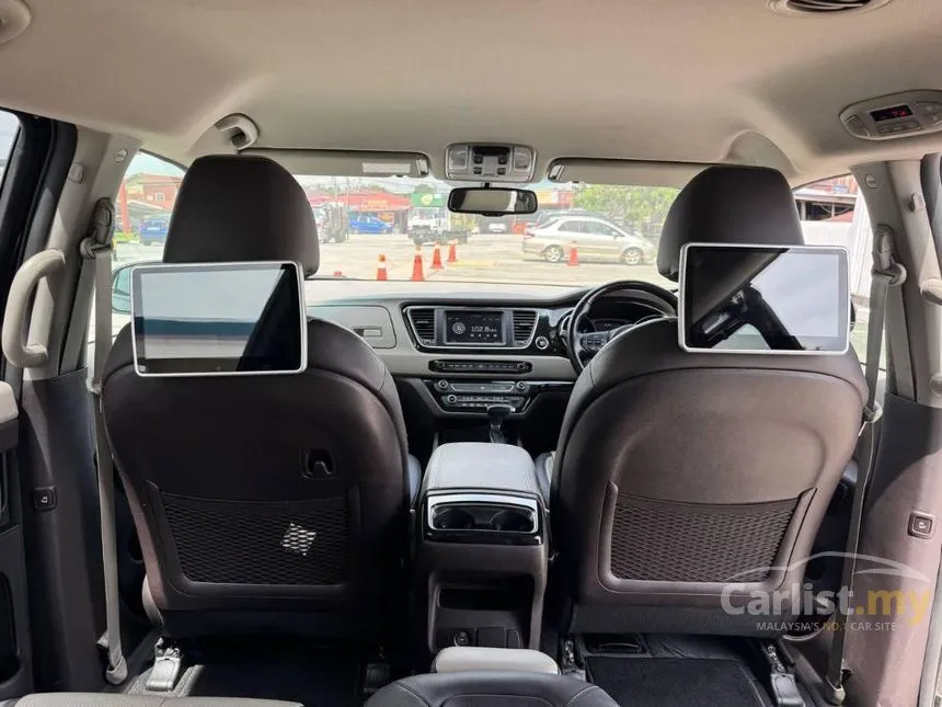 2018 Kia Carnival - MPV