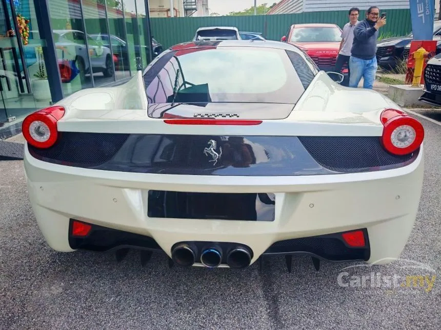 2013 Ferrari 458 Italia Coupe