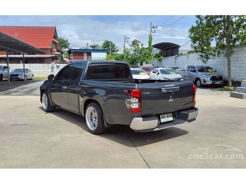 2020 Mitsubishi TRITON GLX Mega Cab Pickup