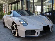 2025 Porsche 911 3.0 Carrera Coupe Facelift 992.2 Japan Spec with Crayon Grey, Burmester Sound, Sports Design PKG, Front Lifter, Sport Exhaust