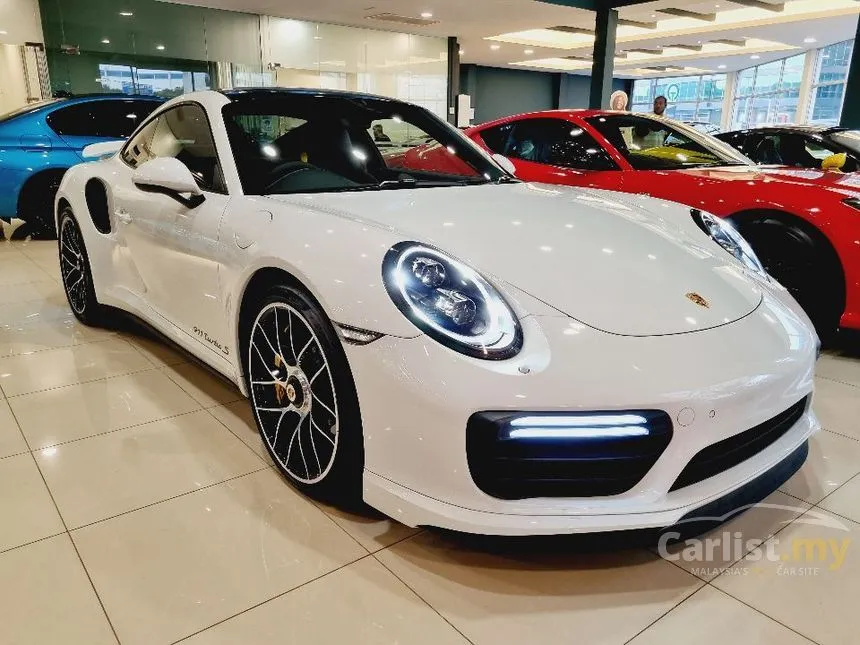 2018 Porsche 911 Turbo S Coupe