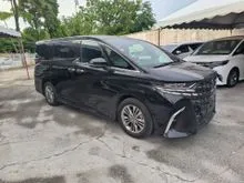 2024 Toyota Alphard 2.5 Z / MOONROOF / 360 CAMERA / ROOF MONITOR / DIM / BSM / 8K KM MILEAGE / 2024 UNREGISTER