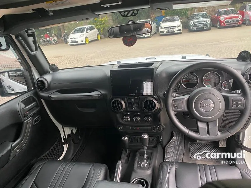 2012 Jeep Wrangler Rubicon Unlimited SUV