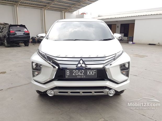 Mitsubishi Xpander SPORT  Mobil  bekas  dijual di  Indonesia  