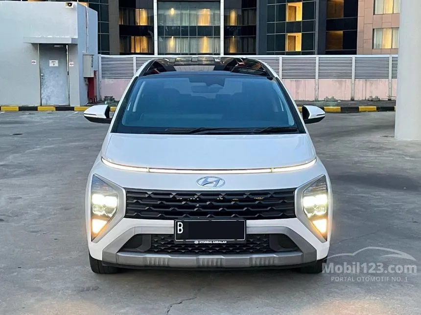 Jual Mobil Hyundai Stargazer 2022 Prime 1.5 di Jawa Barat Automatic MPV Putih Rp 197.000.000