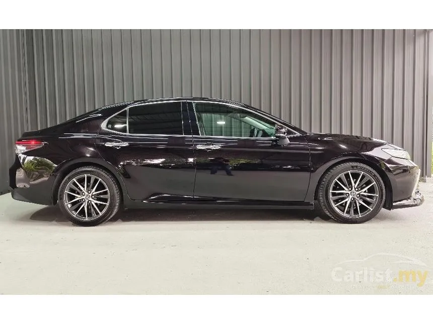 2023 Toyota Camry V Sedan