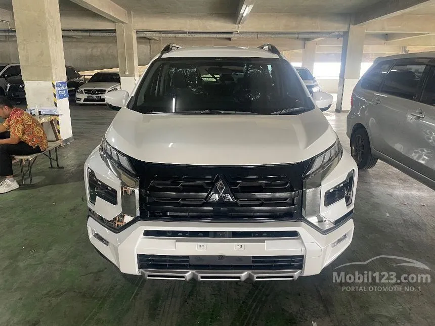 Jual Mobil Mitsubishi Xpander Cross 2024 Premium 1.5 di DKI Jakarta Automatic MPV Putih Rp 270.000.000
