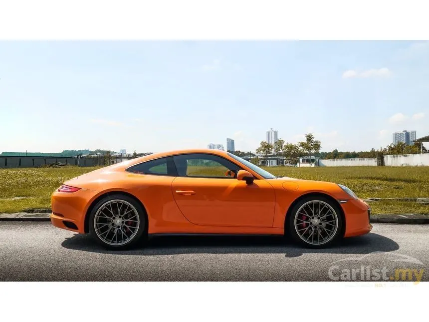 2016 Porsche 911 Carrera Coupe