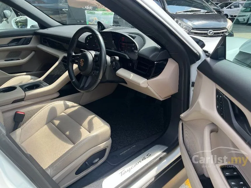 2023 Porsche Taycan 4S Sedan