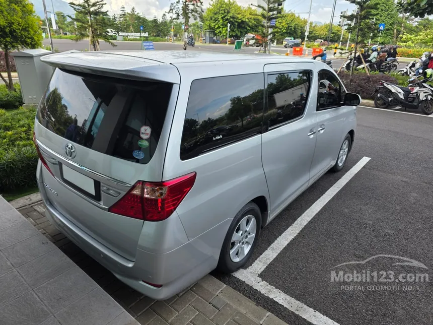 2012 Toyota Alphard X MPV