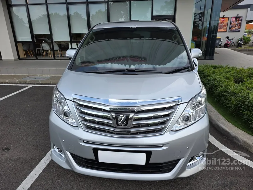 2012 Toyota Alphard X MPV