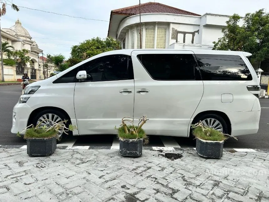 2014 Toyota Vellfire ZG MPV