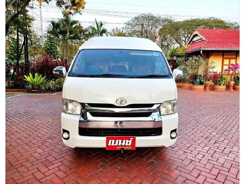 2017 Toyota HIACE D4D Van