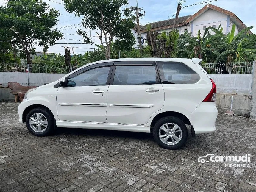 2012 Toyota Avanza Veloz MPV