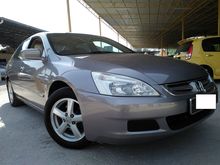 Honda Accord 2.0 VTi Sedan,2 TONE LEATHER SEAT,SRS AIRBAGS,ARM REST PASANGER,I OWNER,TITOP CONDITION,LOW MILLAGE,