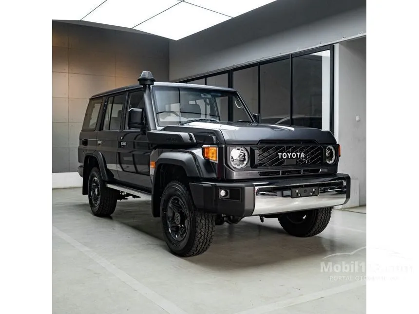 2024 Toyota Land Cruiser 70 GXL SUV