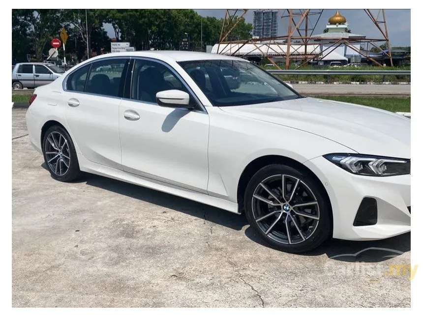 2025 BMW 320i Sport Sedan
