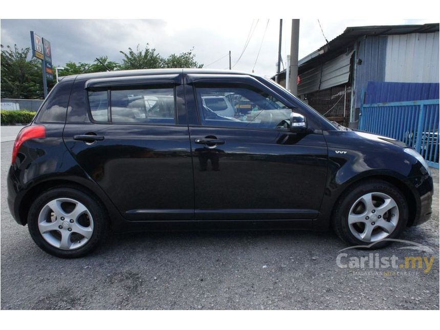 Suzuki Swift 2010 1.5 in Kuala Lumpur Automatic Hatchback 