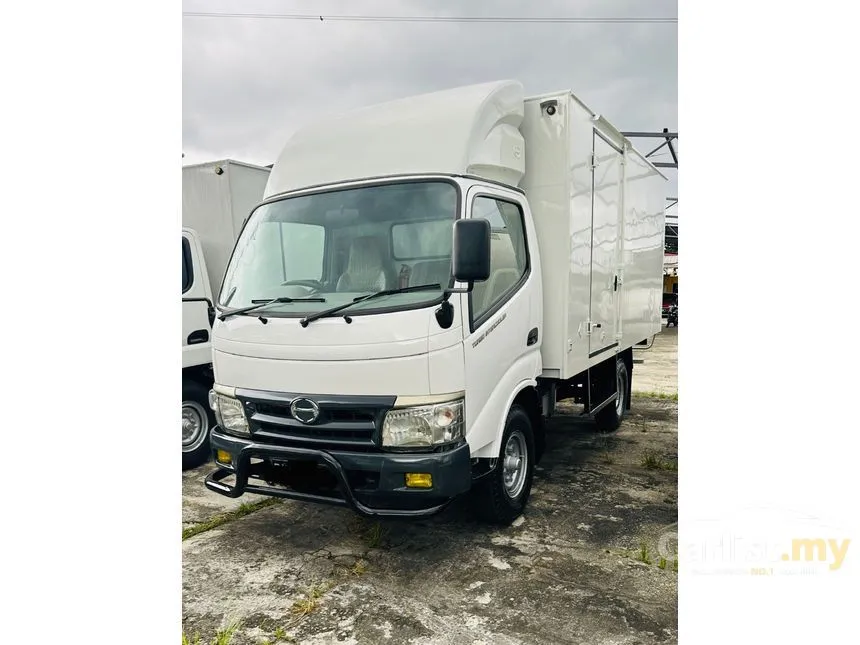 2013 Hino 300 Series WU302R-HKMLHD3-UBS Lorry