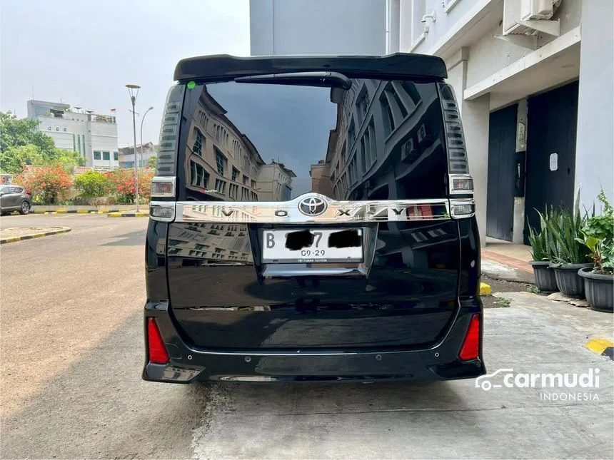 2019 Toyota Voxy Wagon