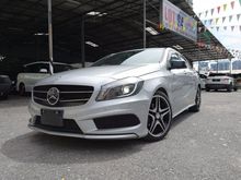 ( LAST MONTH TO ENJOY TAX FREE HOLIDAY ) 2013 Mercedes-Benz A180 1.6 AMG