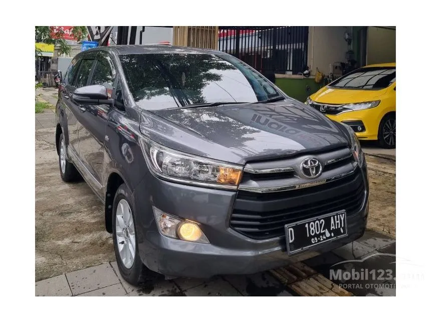 Jual Mobil Toyota Kijang Innova 2019 G 2.0 di Jawa Barat Automatic MPV Abu