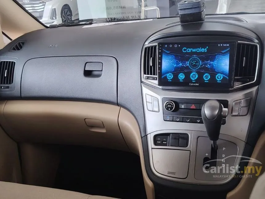 2019 Hyundai Grand Starex Executive MPV