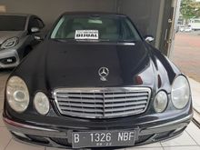 2002 Mercedes-Benz E260 2.6 Classic Sedan