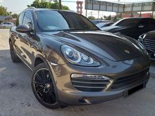2013 Porsche Cayenne 3.6 SUV CBU IMPORT BARU PORSCHE MALAYSIA CAR LOGO PORSCHE CAYENNE WARNA HITAM