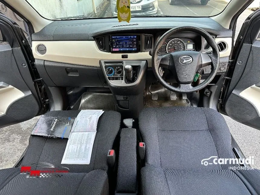 2019 Daihatsu Sigra R Deluxe MPV