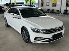 57k KM Mileage , 2022 Volkswagen Passat 2.0 ELEGANCE , UNDER WARRANTY VOLKSWAGEN UNTIL JAN 2027 , IQ-LIGHT LED HEADLAMP , FULL DIGITAL METER