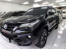 2017 Toyota Fortuner 2.4 TRD SUV