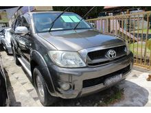 2009 Toyota Hilux 2.5 G Pickup Truck -- WELL MAINTAINED --