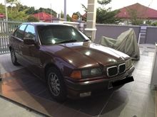 1999 BMW 318i 1.8 Sedan