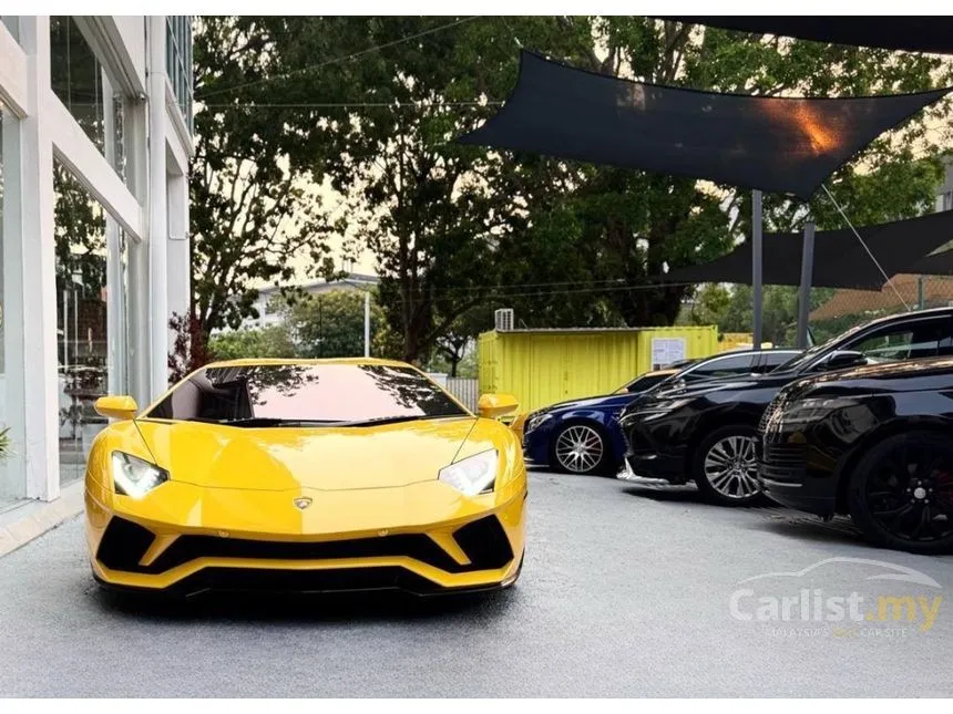 2017 Lamborghini Aventador S Coupe